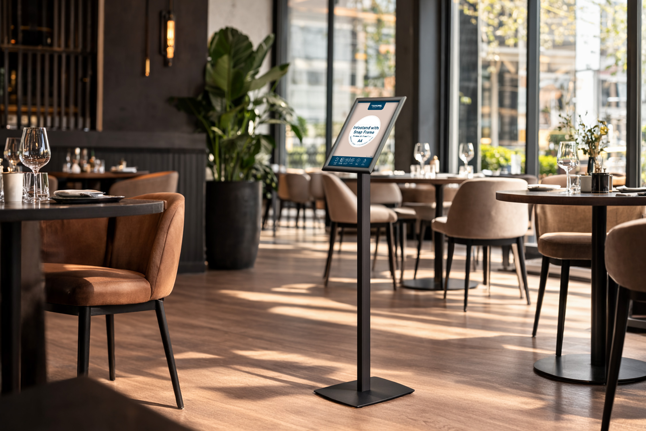 Europel Support Info inclus Cadre Clipsable Premium A4 Noir